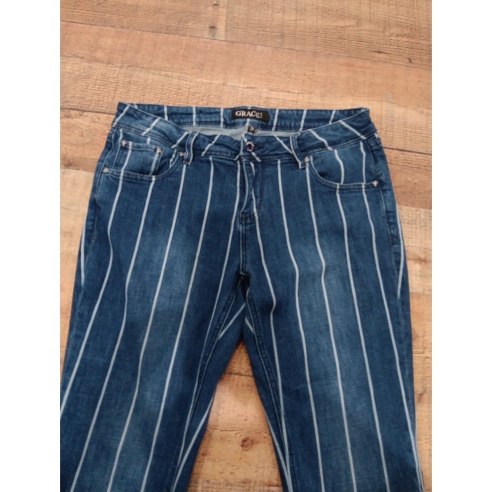 Grace in‎ LA Women's 31 Striped Bell Bottom Raw Hem Denim 2524